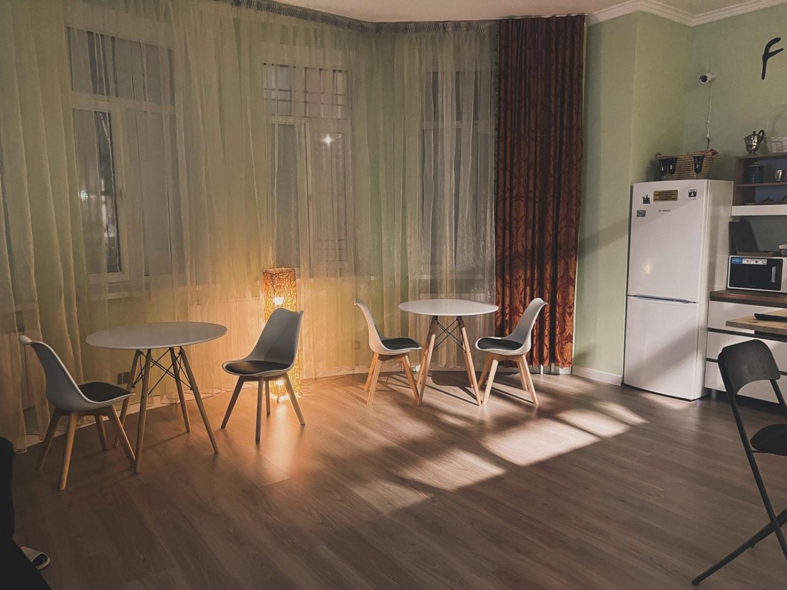 Friends Hostel Astana Extérieur photo