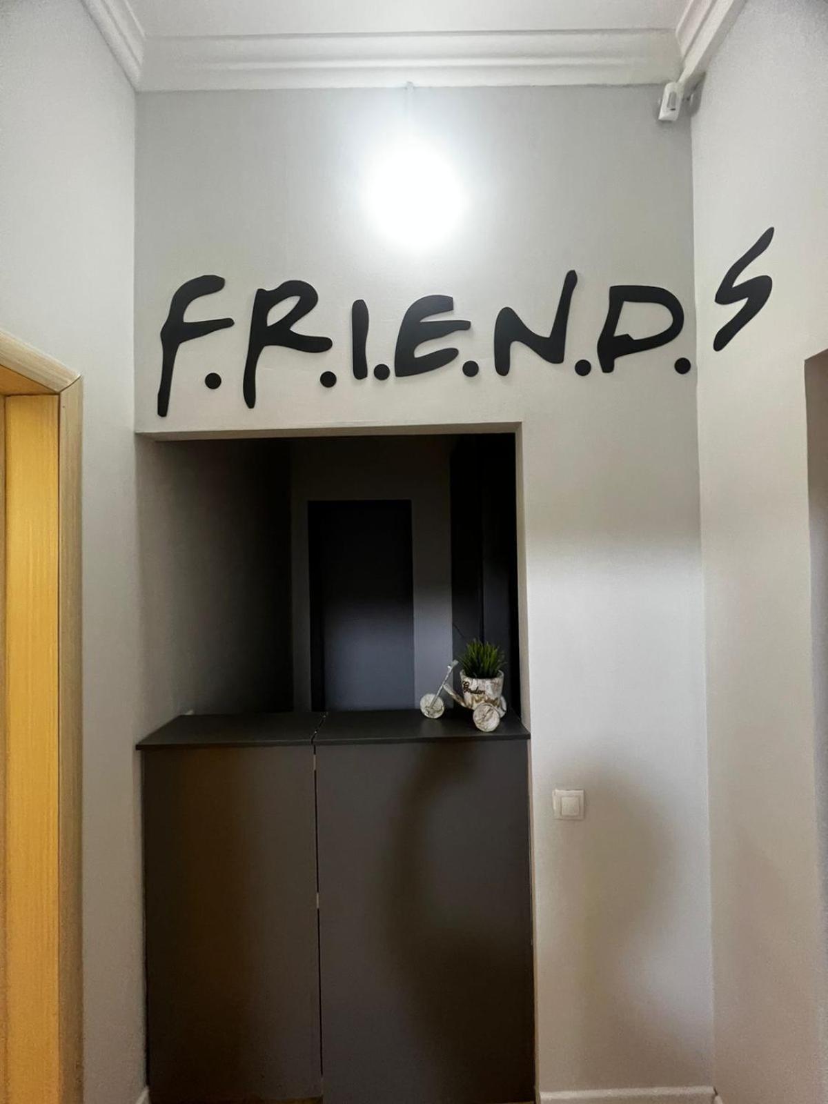 Friends Hostel Astana Extérieur photo